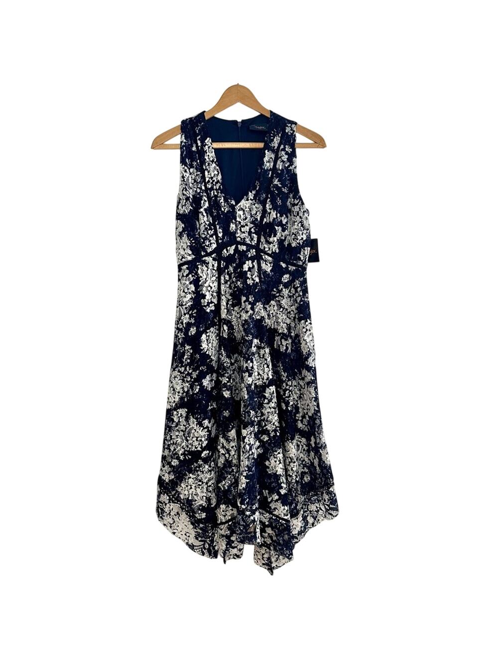 NWT Just Taylor Blue and White Handkerchief Dress Lace V-Neck Sleeveless Size 4